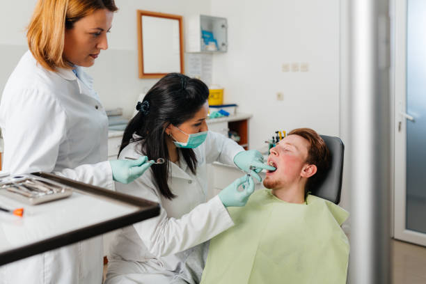 Best Emergency Wisdom Teeth Removal in Lake In The Hls, IL